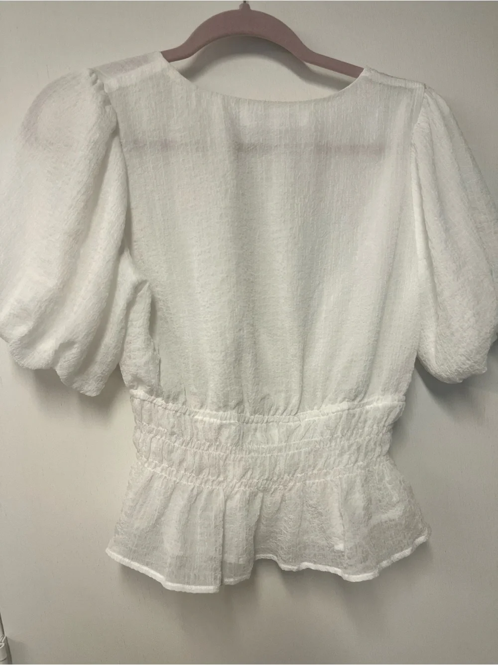 ASTR The Label White Textured Puff Sleeve Peplum Wrap Blouse